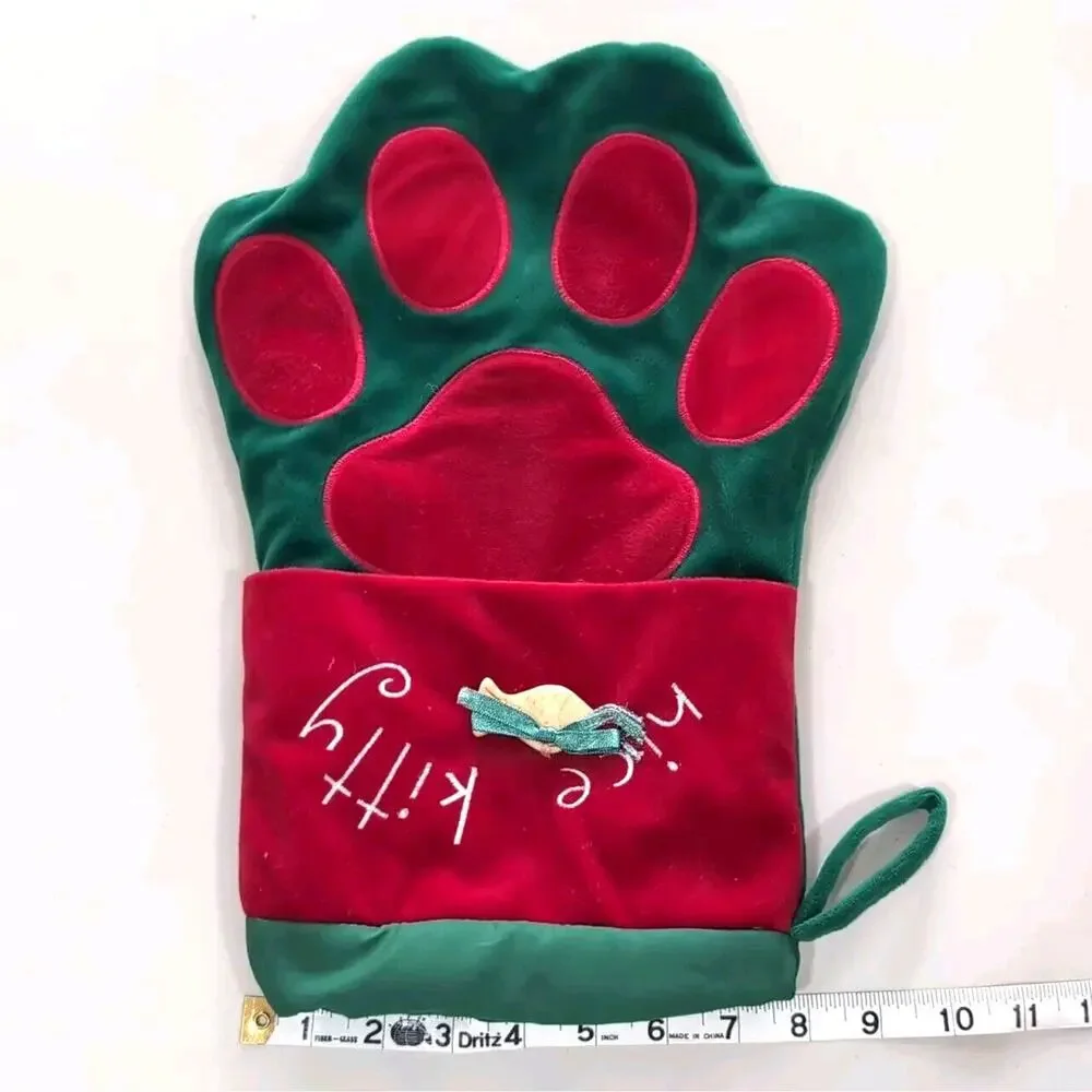 Unbranded christmas cat